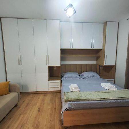 Starlight Downtown Apartment Tirana Exteriér fotografie